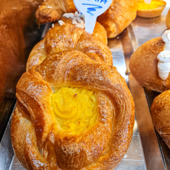 Brioche crema cotta